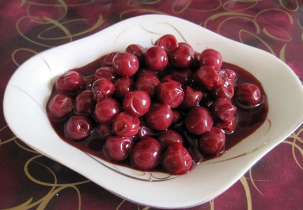 ترشی آلبالو