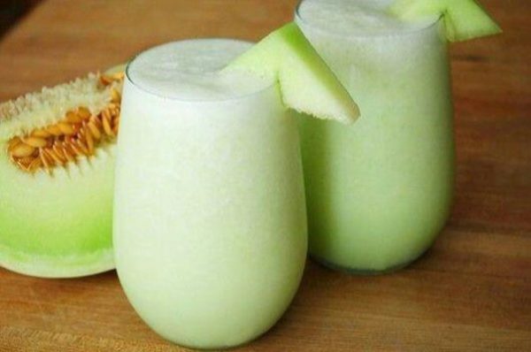 اسموتی ملون