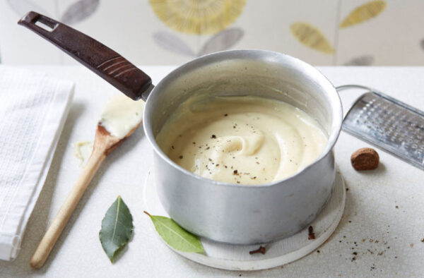 طرز تهیه سس بشامل فرانسوی