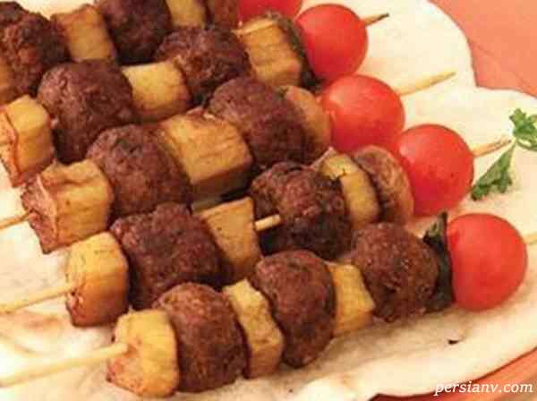 کبابی مخلوط با بادمجان