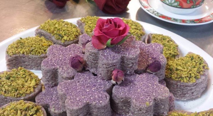 حلوای گلسرخ با گردو