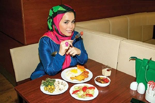 بیوگرافی ملیکا شریفی نیا
