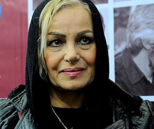 نگاهی مختصر به بیوگرافی هما خاکپاش
