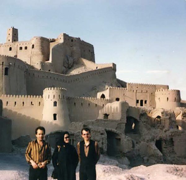 بیوگرافی ایرج بسطامی