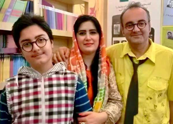 بیوگرافی اردشیر رستمی