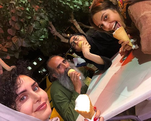 چهره ها در شبکه های اجتماعی 581