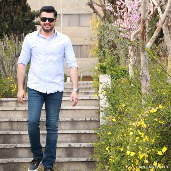 پندار اکبری