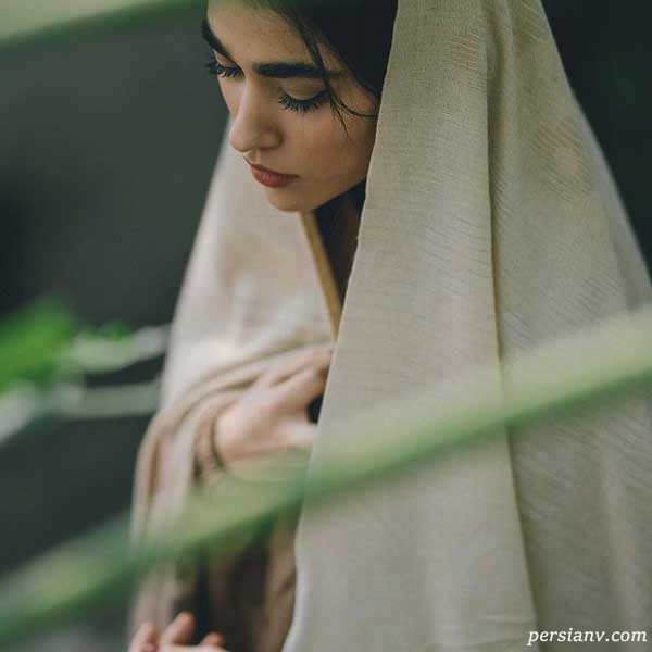 آدرینا صادقی