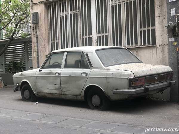 منوچهر هادی 