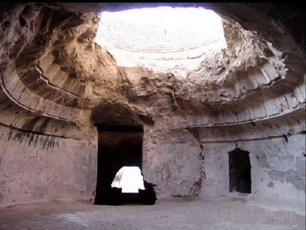 نیایشگاه مهری 