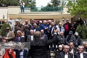 جشن تولد هنرمندان پیشکسوت فروردینی جشن تولد هنرمندان پیشکسوت فروردینی