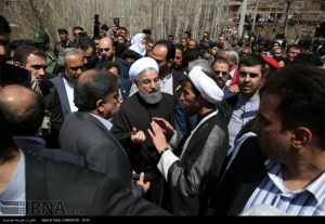 حسن روحانی بازدید از مناطق سیل زده حسن روحانی بازدید از مناطق سیل زده