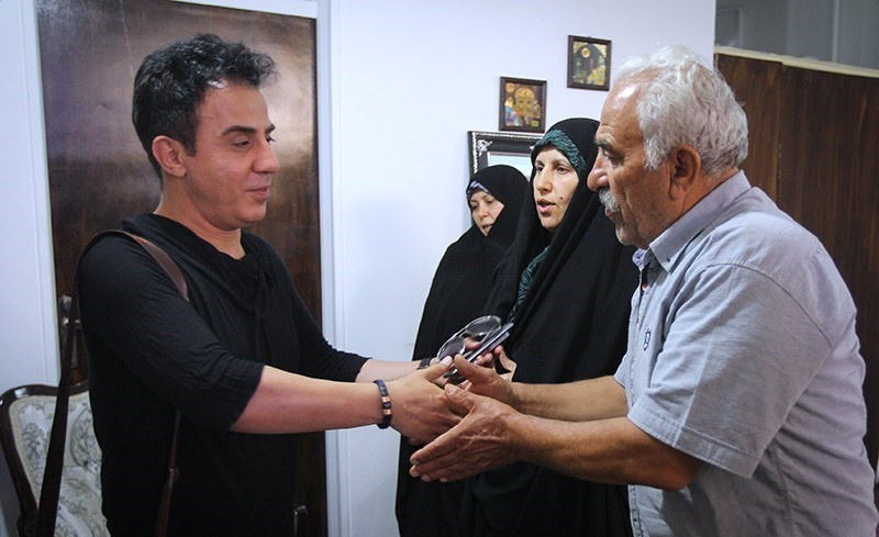عمو پورنگ در خانه بنیتا