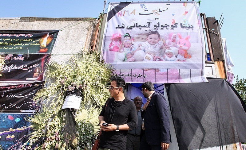 عمو پورنگ در خانه بنیتا