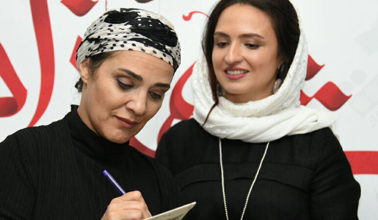 مراسم رونمایی از قسمت ششم شهرزاد در تولد محسن چاوشی رونمایی قسمت ششم سریال شهرزاد
