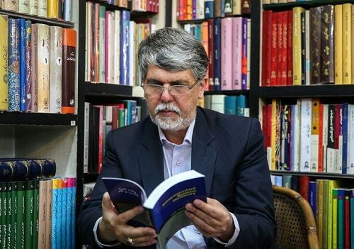 فرزندان عباس صالحی وزیر ارشاد