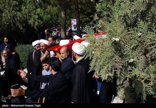 تشییع پیکر محمد تولایی
