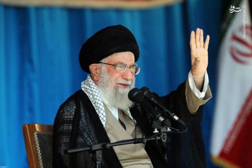 رهبر در ورزشگاه آزادی