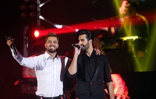 کنسرت گروه ماکان بند