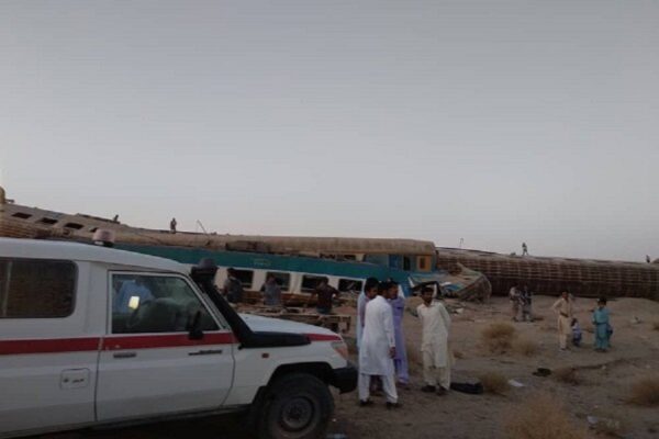 حادثه خروج قطار از ریل