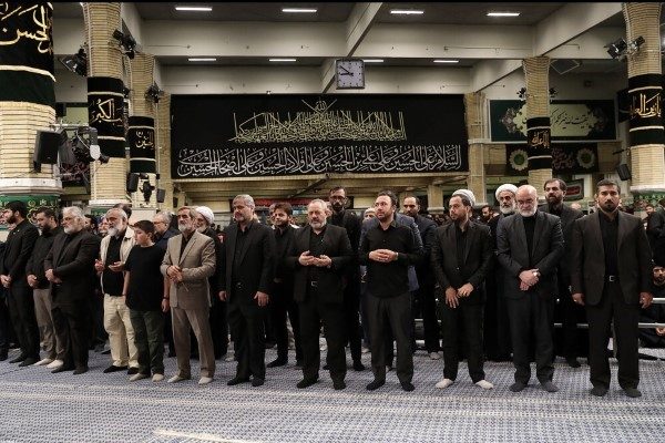 مراسم عزاداری با حضور رهبر