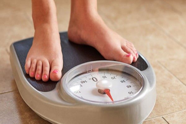 تاثیر آب نوشیدن بر لاغری