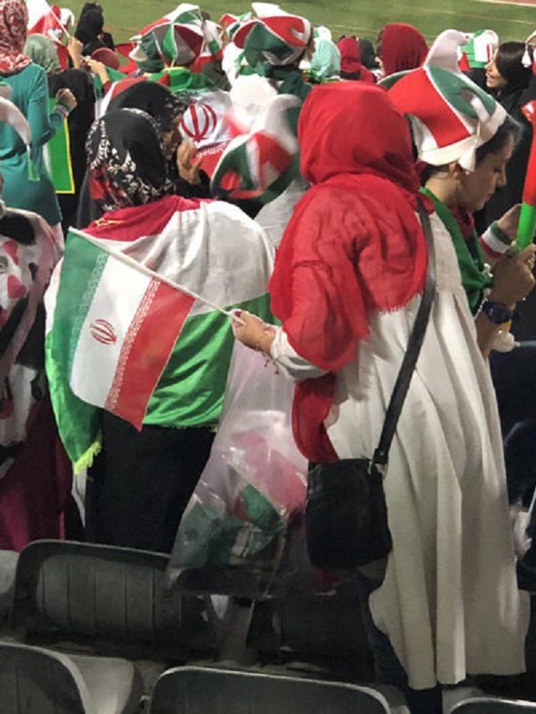 زنان در آزادی