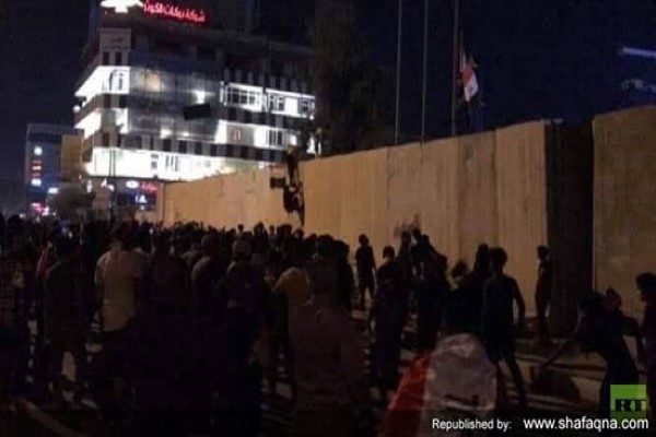 حمله به کنسولگری ایران در کربلا
