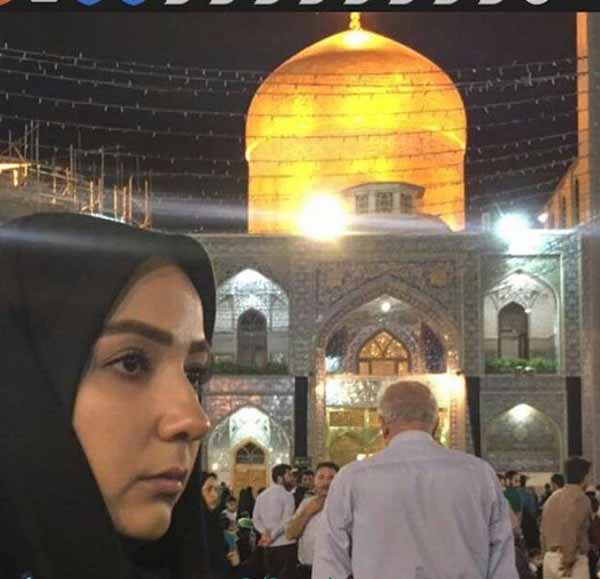سارا صوفیایی با چادر