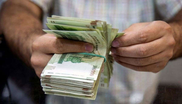 مخالفت دولت با افزایش ۲۰ درصدی حقوق کارمندان