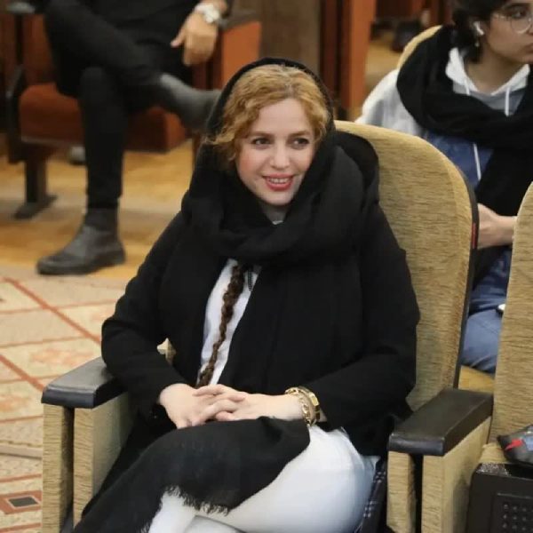 اکرم مهدوی بازیگر
