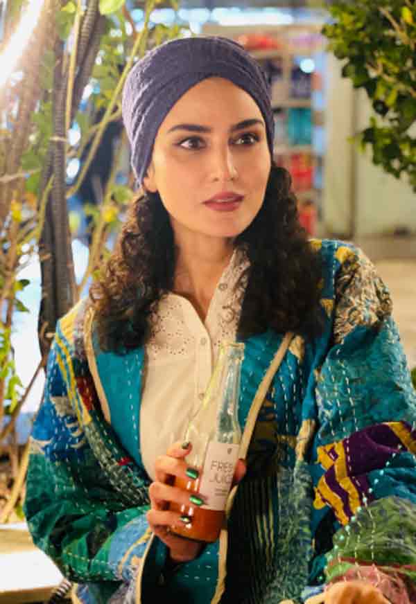 چهره واقعی و بدون گریم الهه خادمی بازیگر غزال سریال مستوران که باور نمی کنی