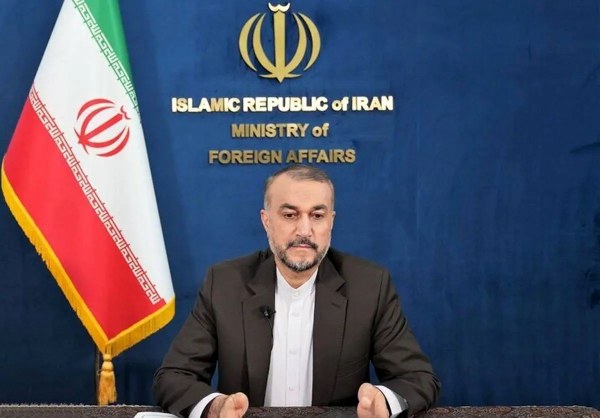 تندیس شهید امیرعبداللهیان 