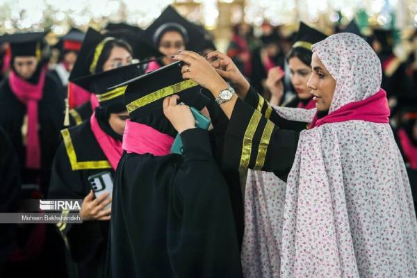 جشن فارغ التحصیلی دانشجویان