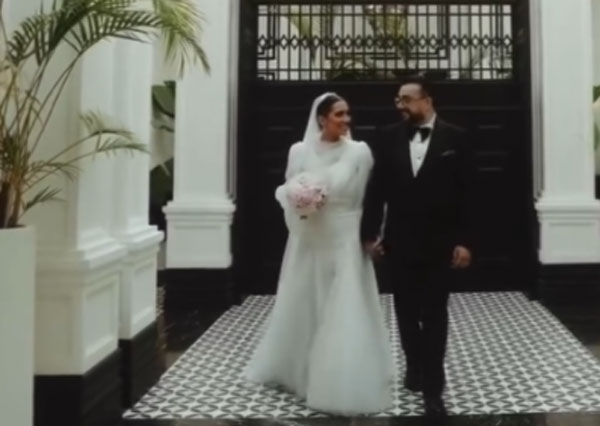  مراسم عروسی مجلل و پر زرق و برق سپند و مونا کرمی 