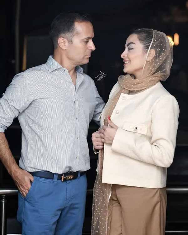 عاشقانه های مدل و بازیگر ایرانی در یک مراسم هنری