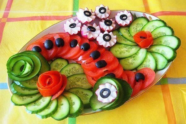 تزیین غذاهای افطاری