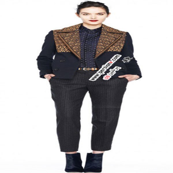 مدل لباس زنانه زمستان جی کرو