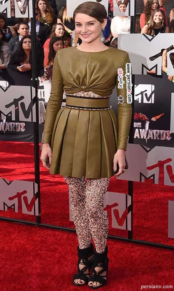 لباس ستاره های شرکت کننده در مراسم MTV