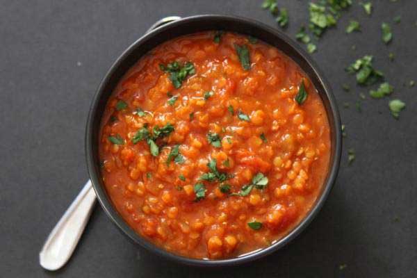 طرز تهیه سوپ‌ عدس‌ و کرفس