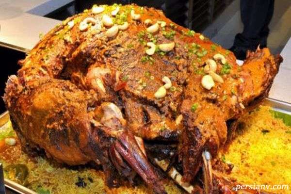 ران گوسفند تنوری با سبزیجات معطر