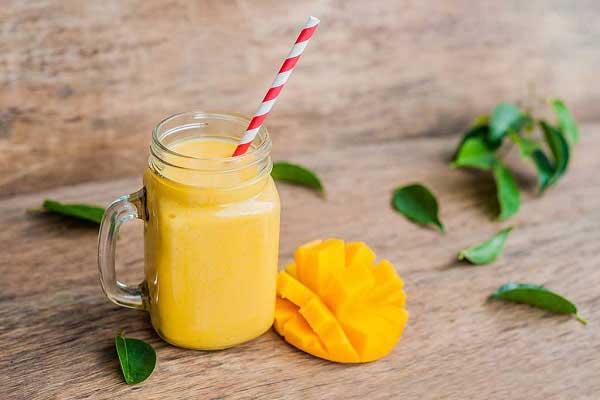 طرز تهیه شیک انبه ؛ نوشیدنی خوشمزه بین المللی