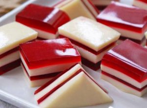 طرز تهیه ژله مات و شفاف