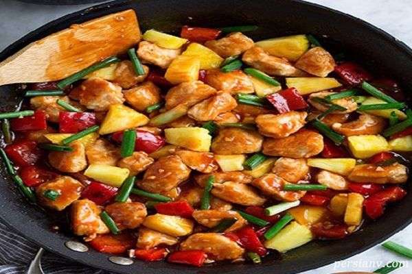 طرز تهیه خوراک مرغ و سبزیجات قفقازی