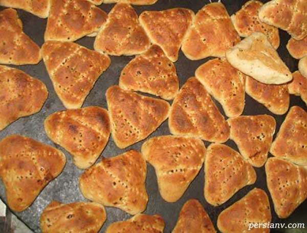 کلوچه خرمایی خانگی کلوچه خرمایی خانگی