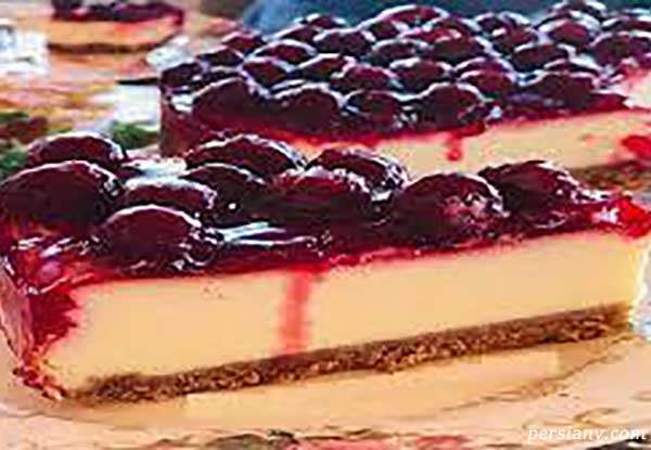 طرز تهیه چیز کیک آلبالو با بیسکویت