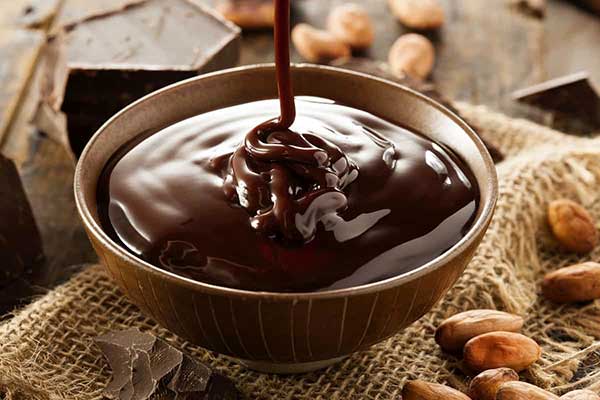 طرز تهیه یک سس شکلاتی خوشمزه