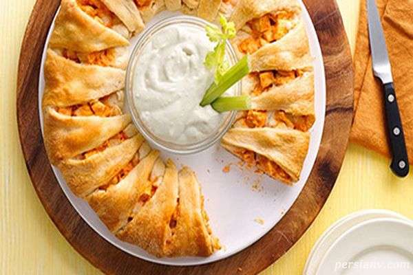 طرز تهیه حلقه خمیری با مرغ و سس باربیکیو