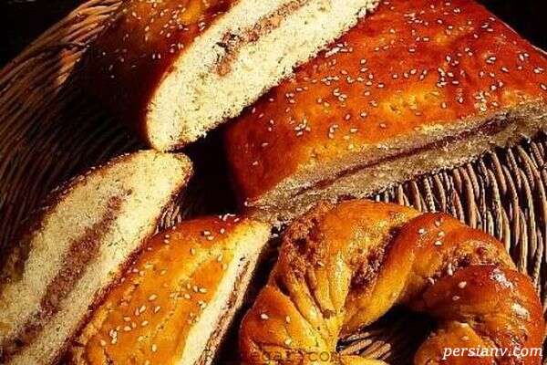 نان مغزدار با سیب و دارچین