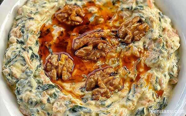 طرز تهیه بورانی اسفناج